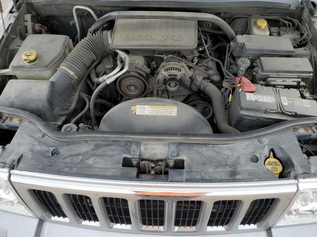 Photo 11 VIN: 1J8HG48K68C101607 - JEEP COMMANDER 