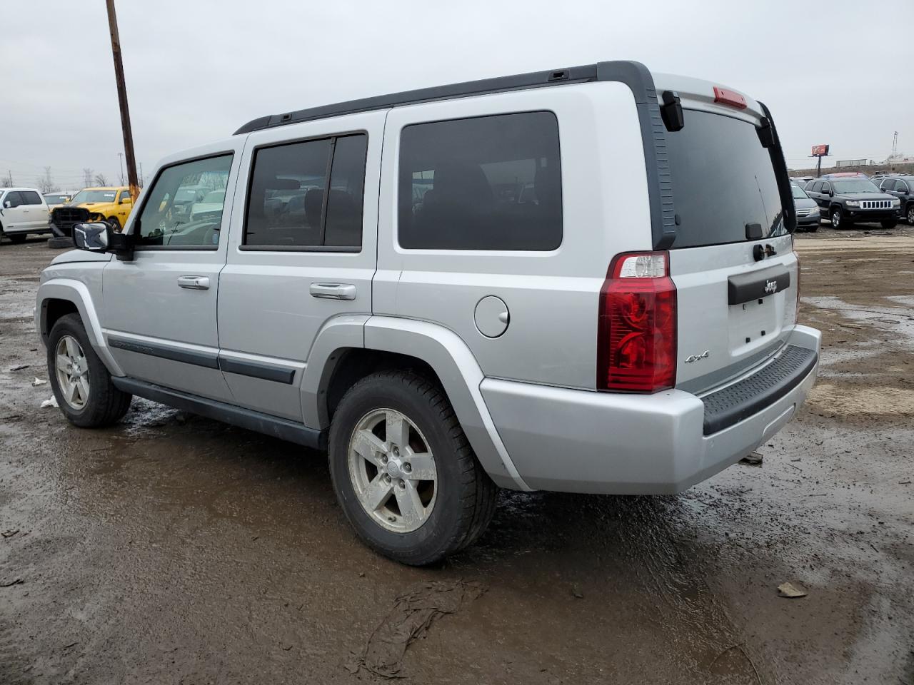 Photo 1 VIN: 1J8HG48K68C229992 - JEEP COMMANDER 