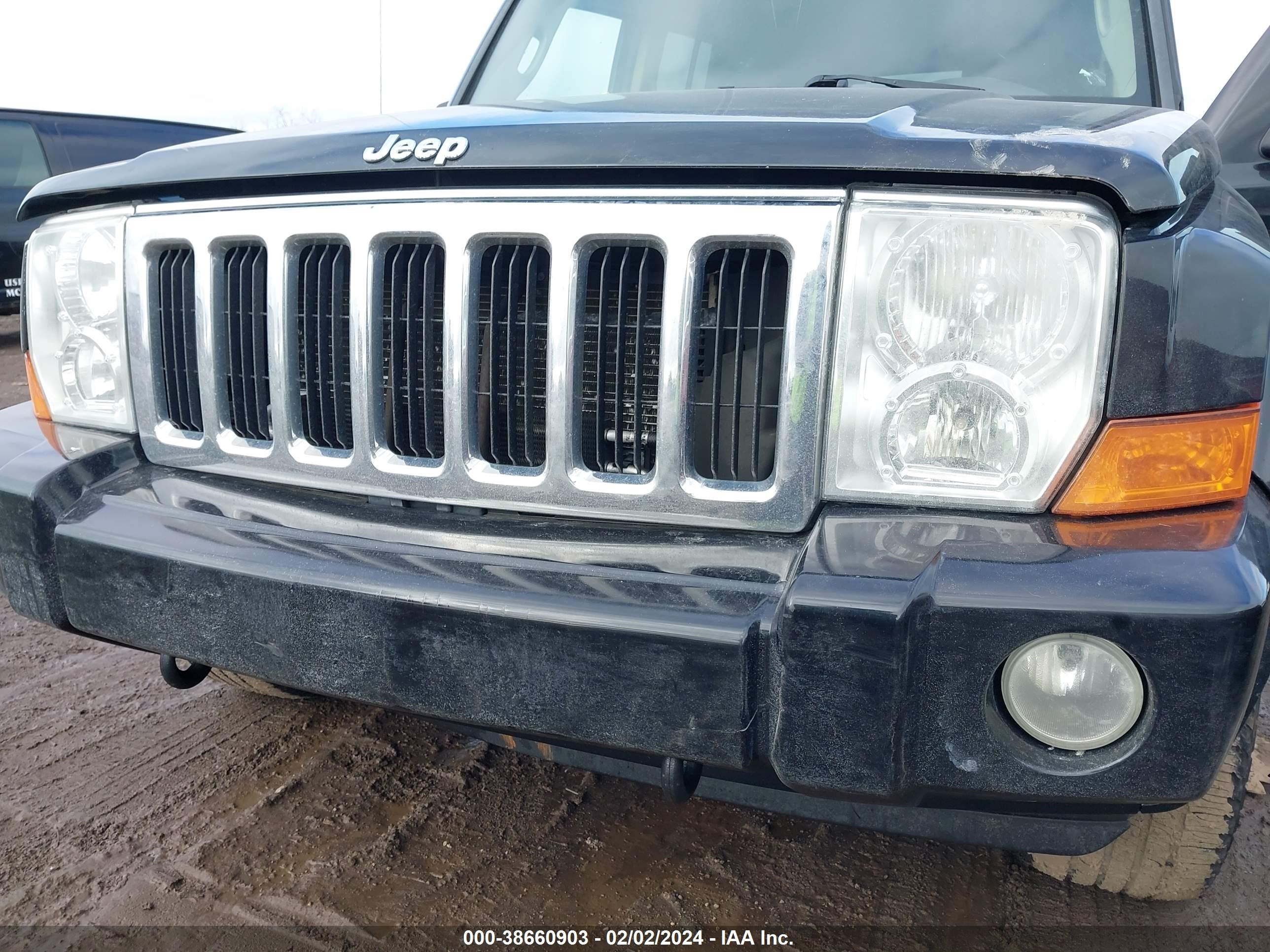 Photo 5 VIN: 1J8HG48K88C175630 - JEEP COMMANDER 