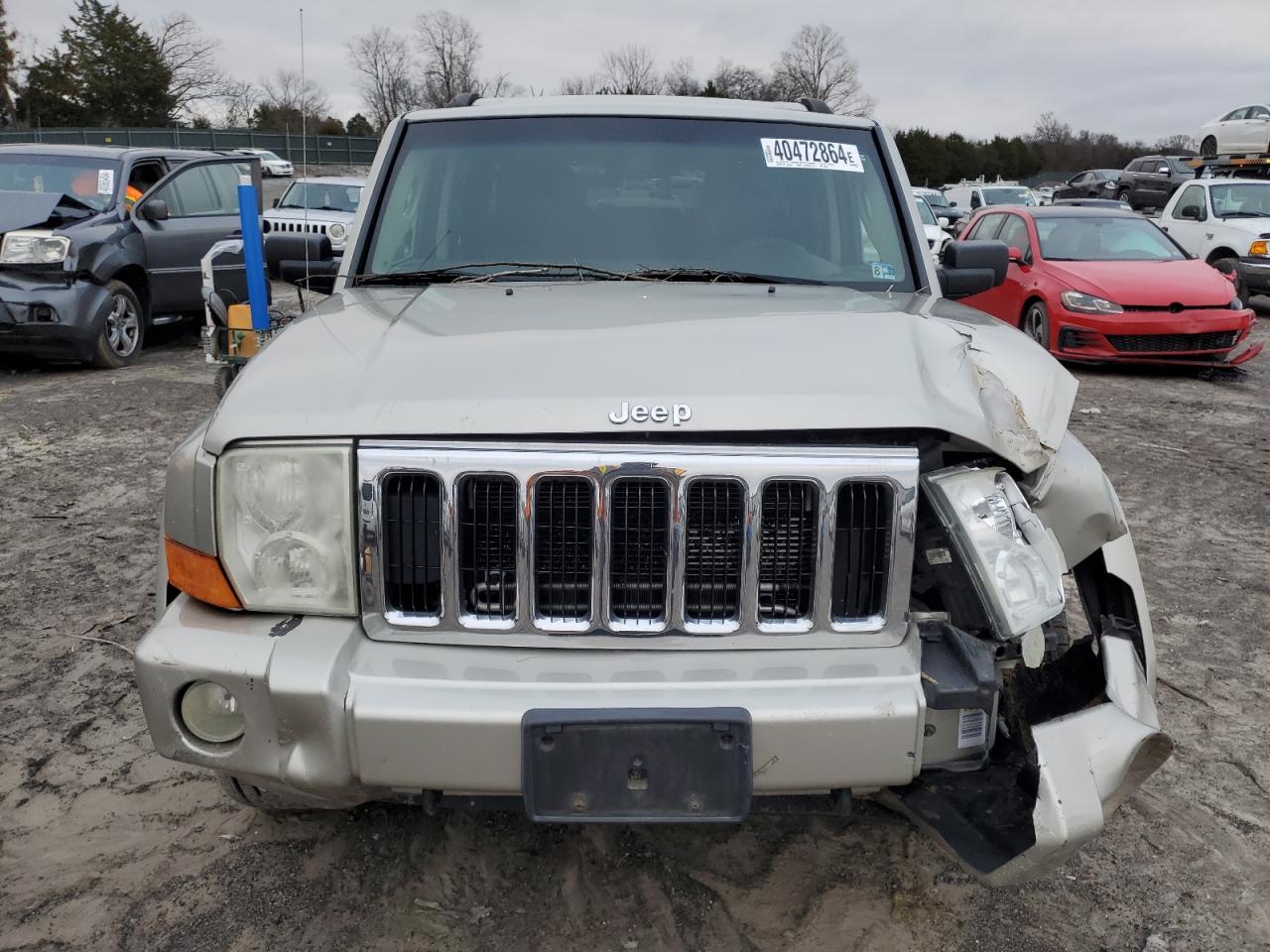 Photo 4 VIN: 1J8HG48K98C168556 - JEEP COMMANDER 