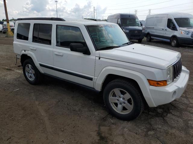 Photo 3 VIN: 1J8HG48KX8C129720 - JEEP COMMANDER 