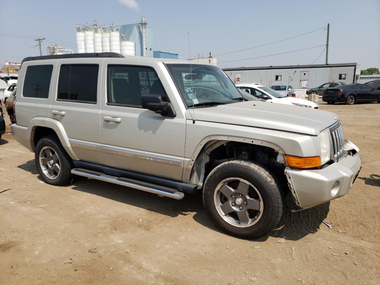 Photo 3 VIN: 1J8HG48KX8C207252 - JEEP COMMANDER 