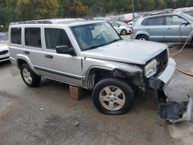 Photo 3 VIN: 1J8HG48N56C274168 - JEEP COMMANDER 