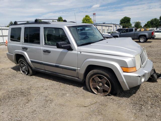 Photo 3 VIN: 1J8HG48NX6C132558 - JEEP COMMANDER 