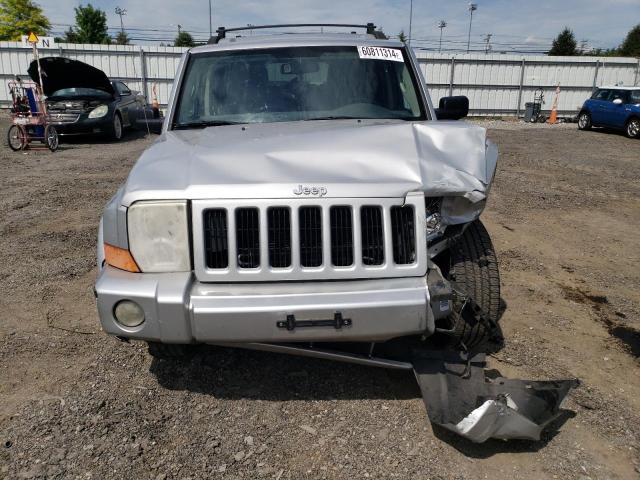 Photo 4 VIN: 1J8HG48NX6C132558 - JEEP COMMANDER 