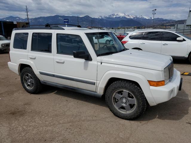 Photo 3 VIN: 1J8HG48NX8C241587 - JEEP COMMANDER 