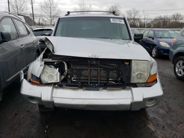 Photo 4 VIN: 1J8HG48P27C672652 - JEEP COMMANDER 