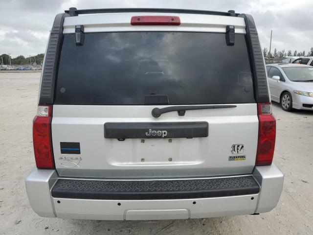 Photo 5 VIN: 1J8HG48P29C516548 - JEEP COMMANDER 