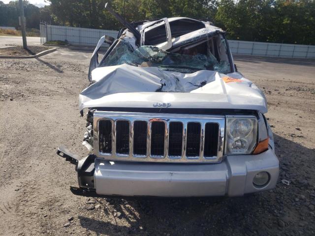 Photo 4 VIN: 1J8HG48P67C702400 - JEEP COMMANDER 