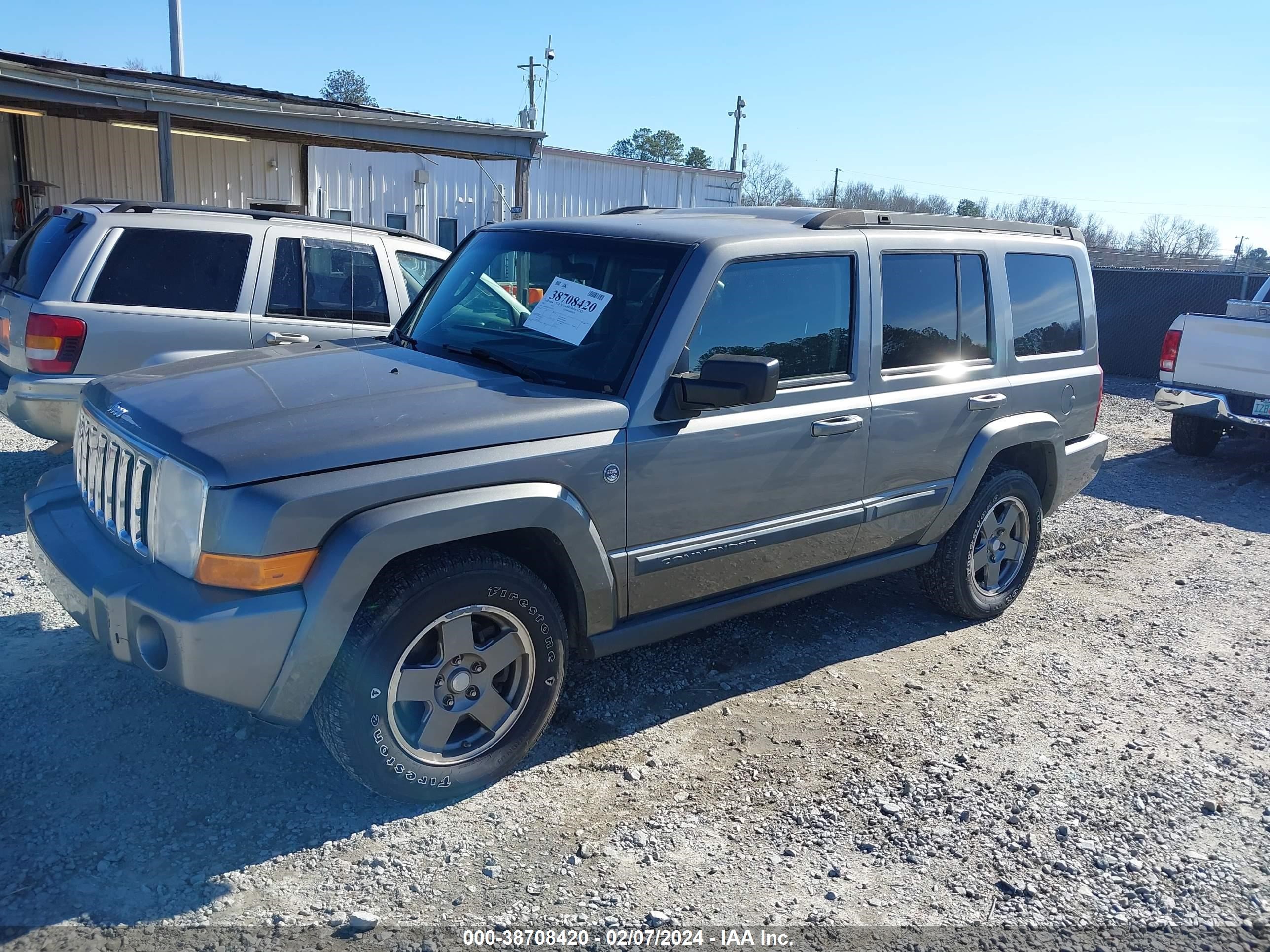 Photo 1 VIN: 1J8HG48P77C672114 - JEEP COMMANDER 