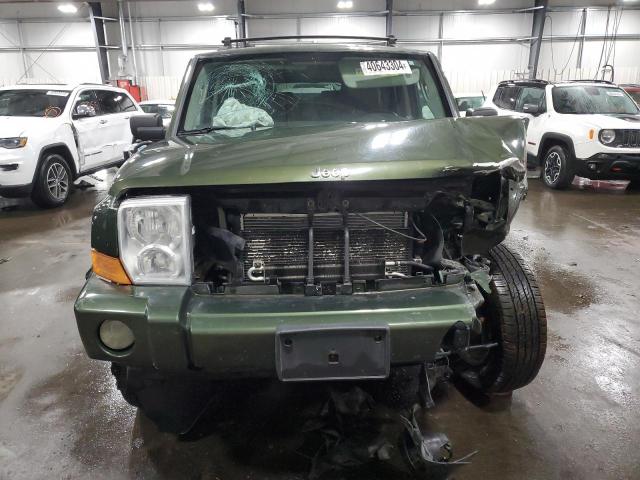 Photo 4 VIN: 1J8HG48P97C550435 - JEEP COMMANDER 