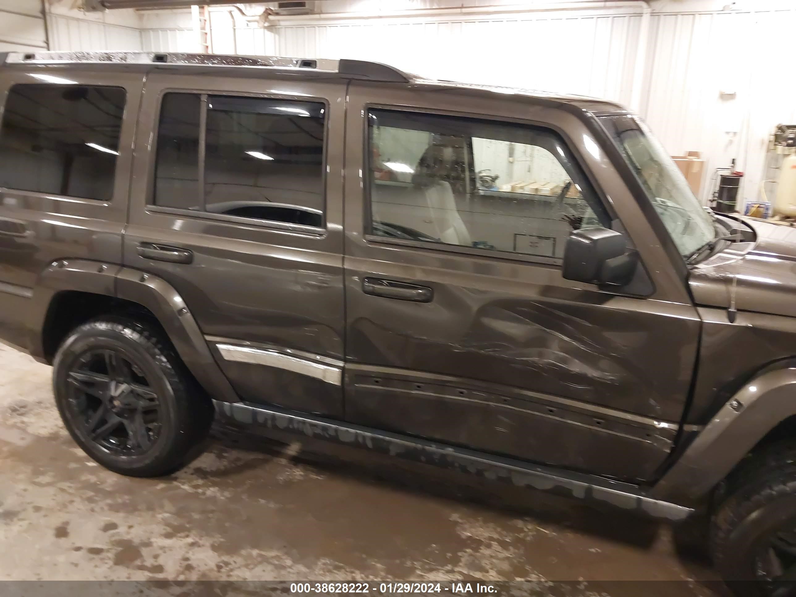 Photo 13 VIN: 1J8HG58206C221096 - JEEP COMMANDER 