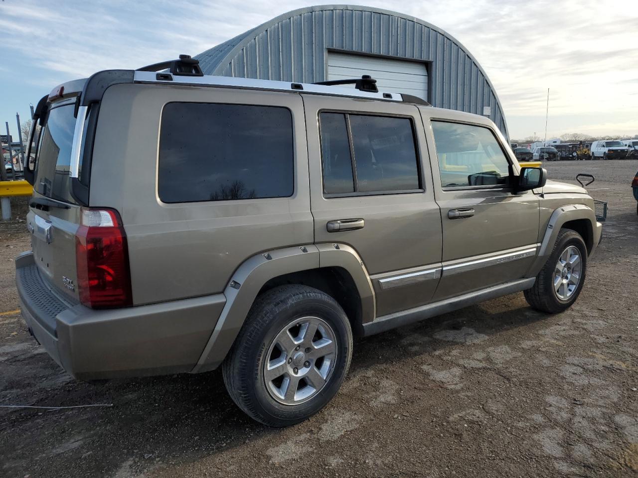 Photo 2 VIN: 1J8HG58216C122500 - JEEP COMMANDER 