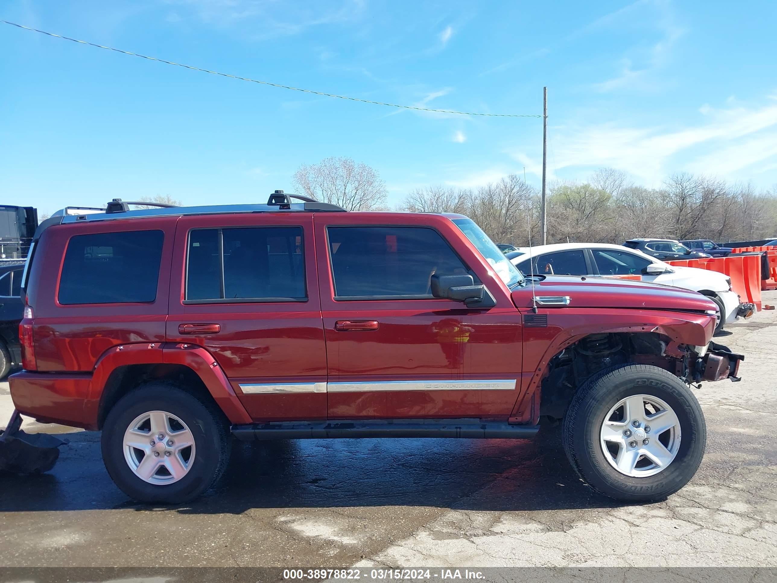 Photo 13 VIN: 1J8HG58218C184806 - JEEP COMMANDER 