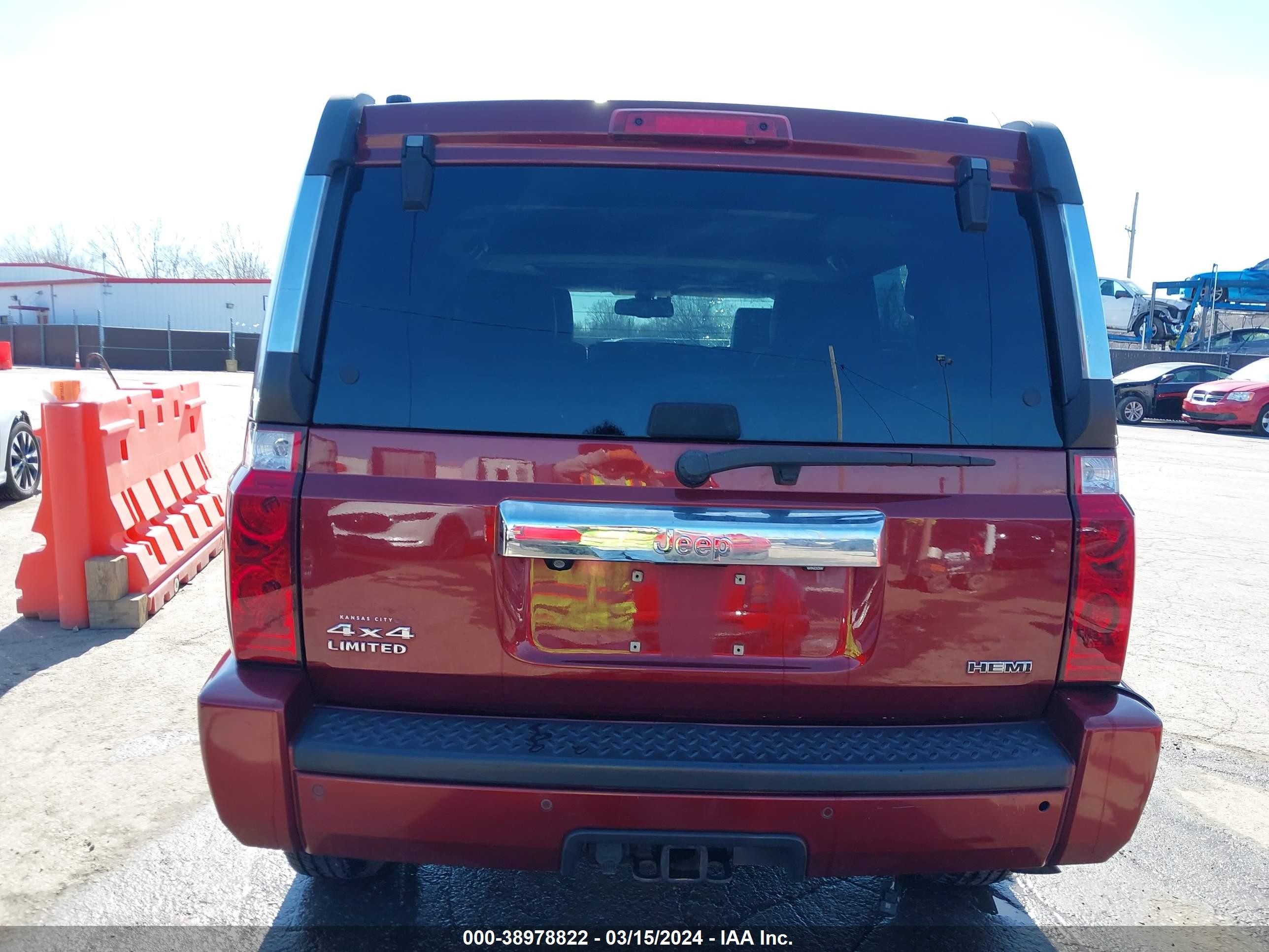 Photo 16 VIN: 1J8HG58218C184806 - JEEP COMMANDER 