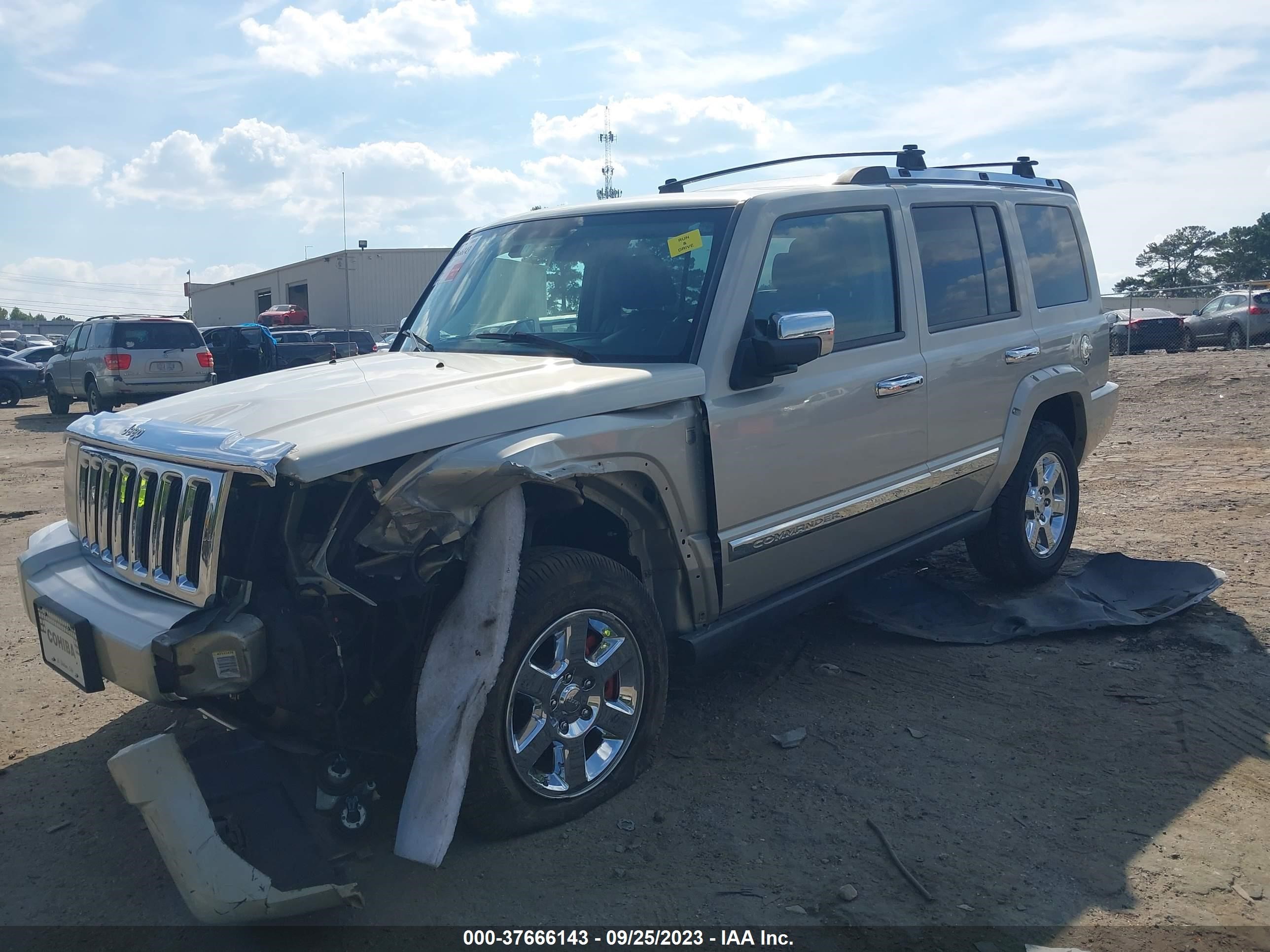 Photo 1 VIN: 1J8HG58227C529985 - JEEP COMMANDER 