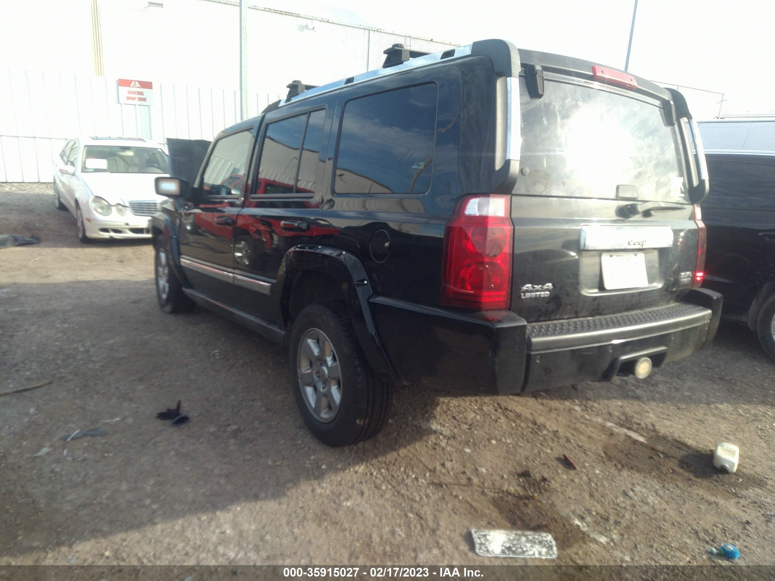 Photo 2 VIN: 1J8HG58256C127635 - JEEP COMMANDER 