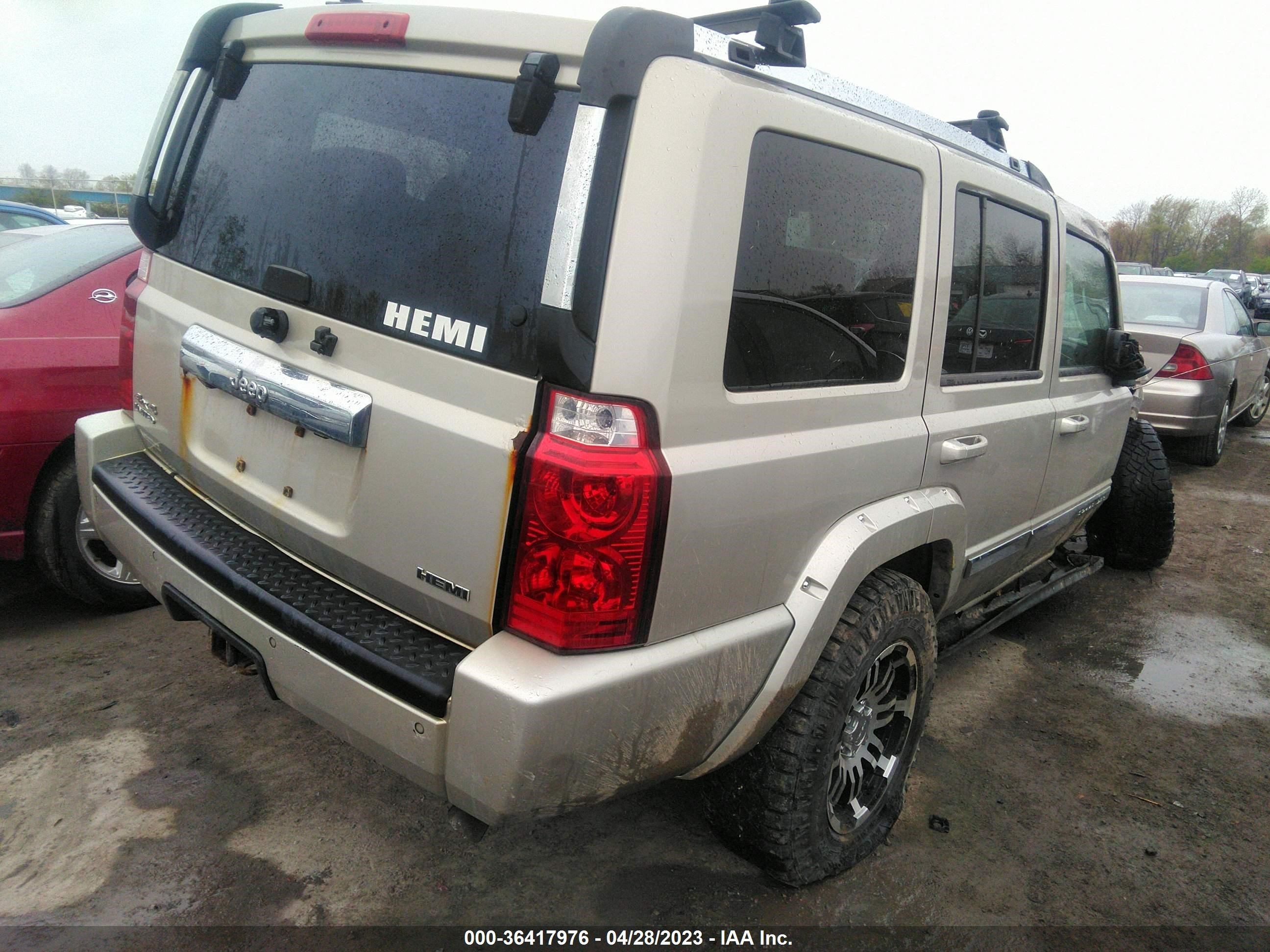 Photo 3 VIN: 1J8HG58288C110945 - JEEP COMMANDER 