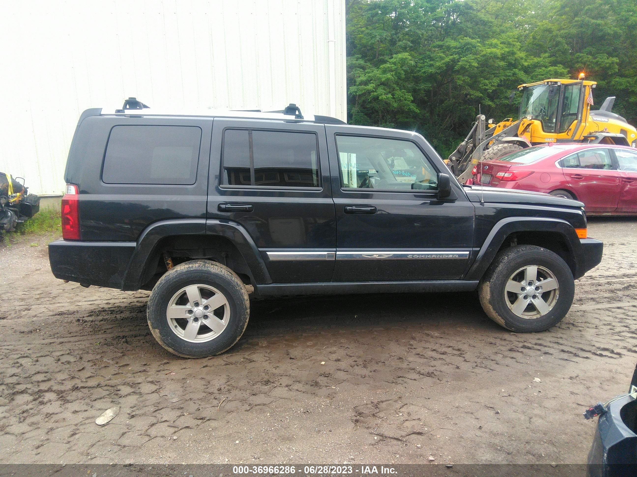 Photo 11 VIN: 1J8HG58N08C205638 - JEEP COMMANDER 