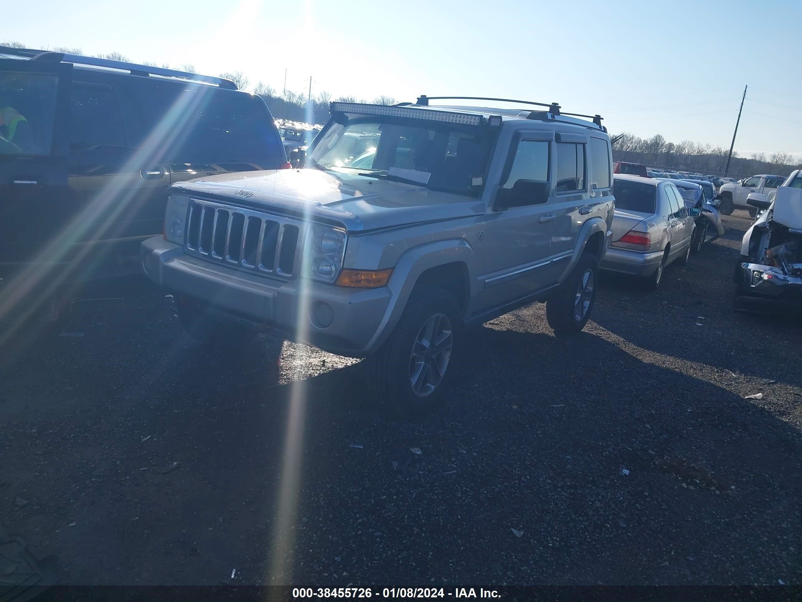 Photo 1 VIN: 1J8HG58N28C155809 - JEEP COMMANDER 