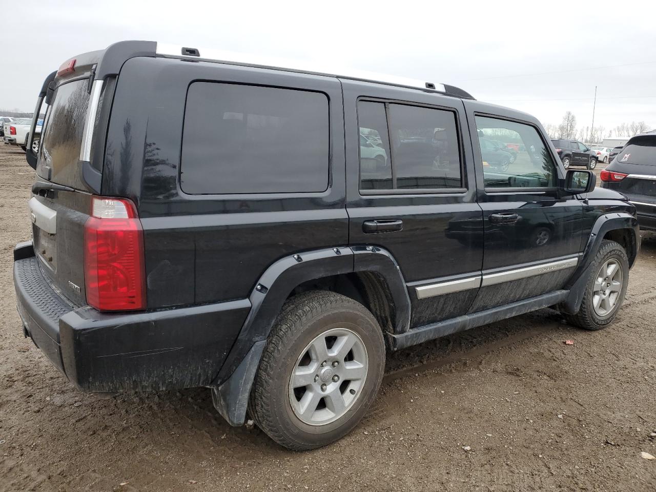 Photo 2 VIN: 1J8HG68247C663788 - JEEP COMMANDER 