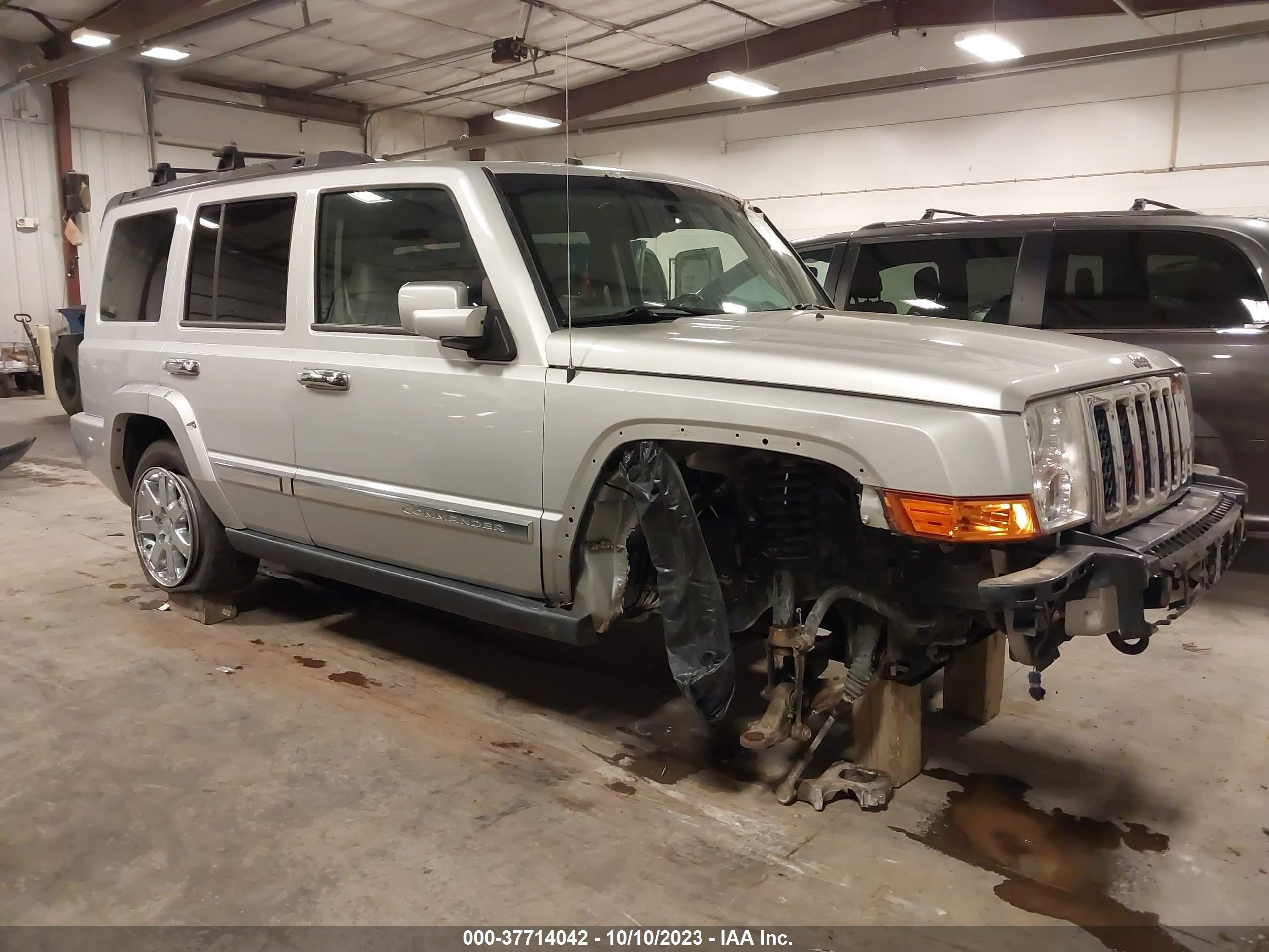 Photo 13 VIN: 1J8HG68T49C505625 - JEEP COMMANDER 