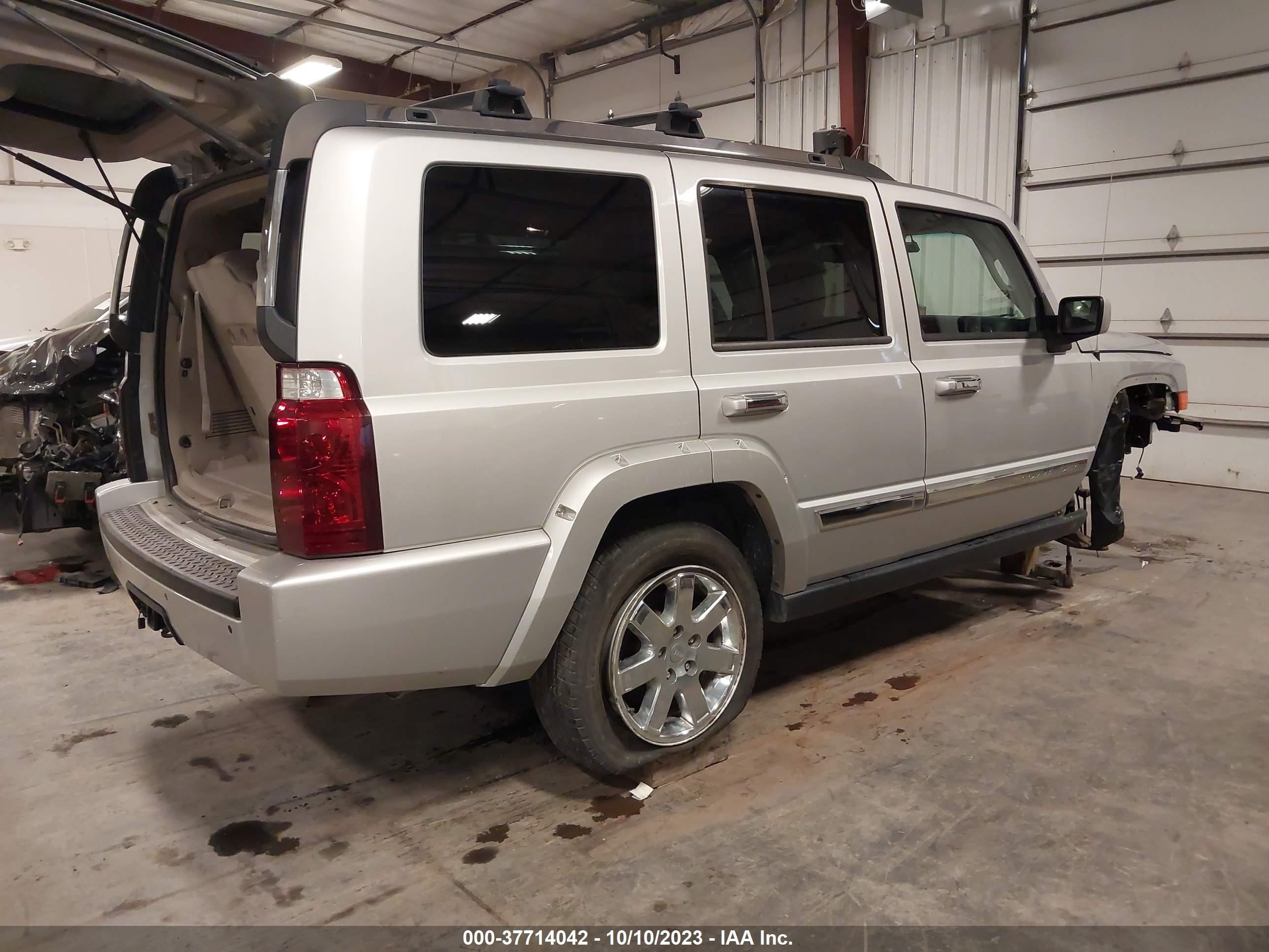 Photo 3 VIN: 1J8HG68T49C505625 - JEEP COMMANDER 