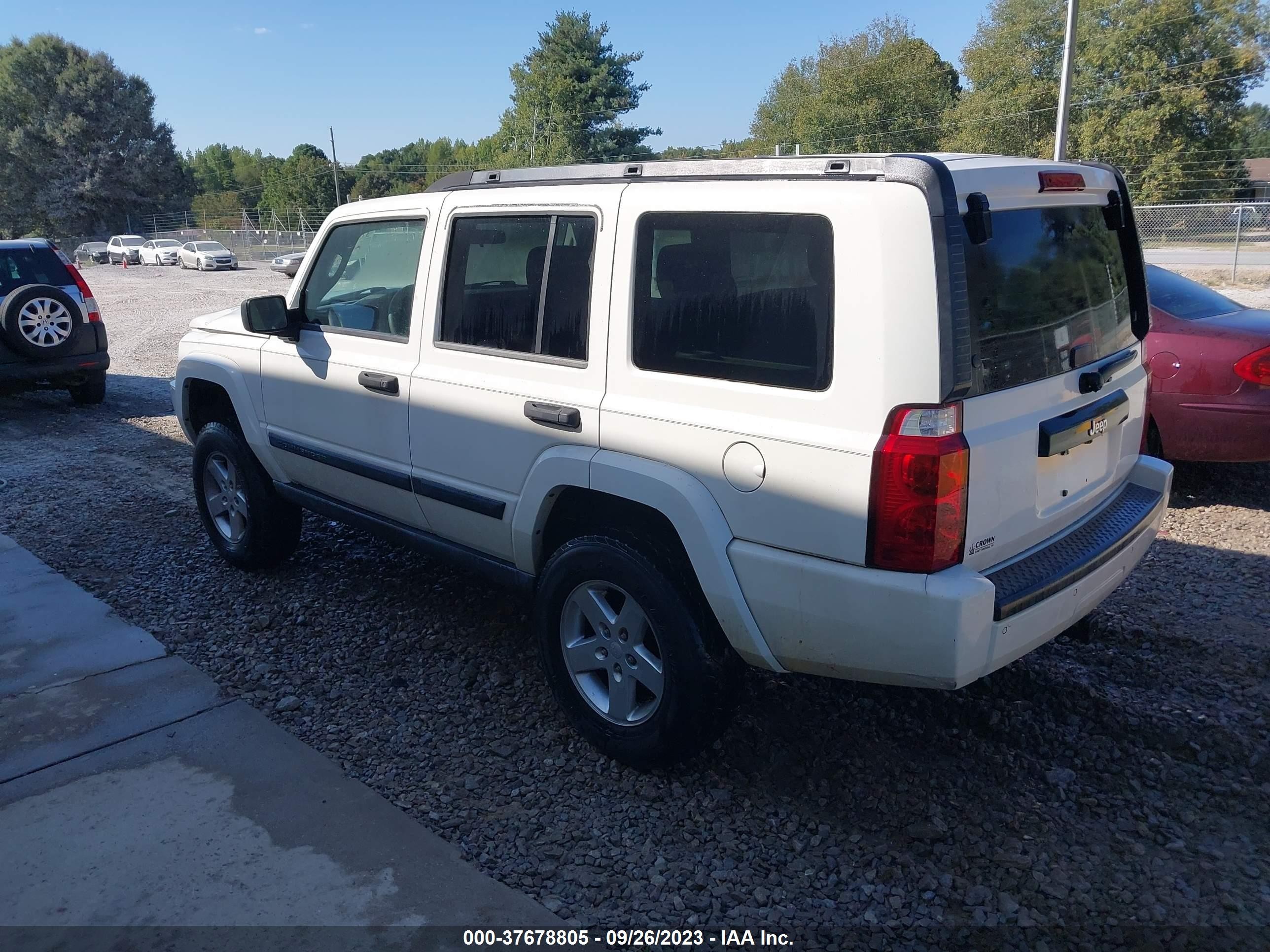 Photo 2 VIN: 1J8HH48K26C329100 - JEEP COMMANDER 