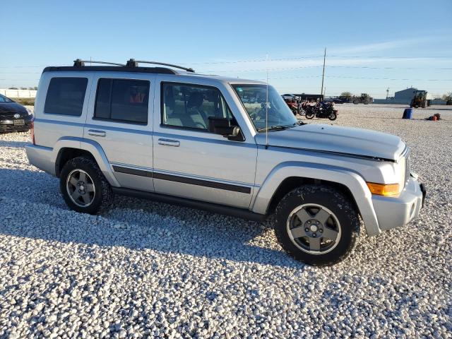 Photo 3 VIN: 1J8HH48K58C190972 - JEEP COMMANDER 