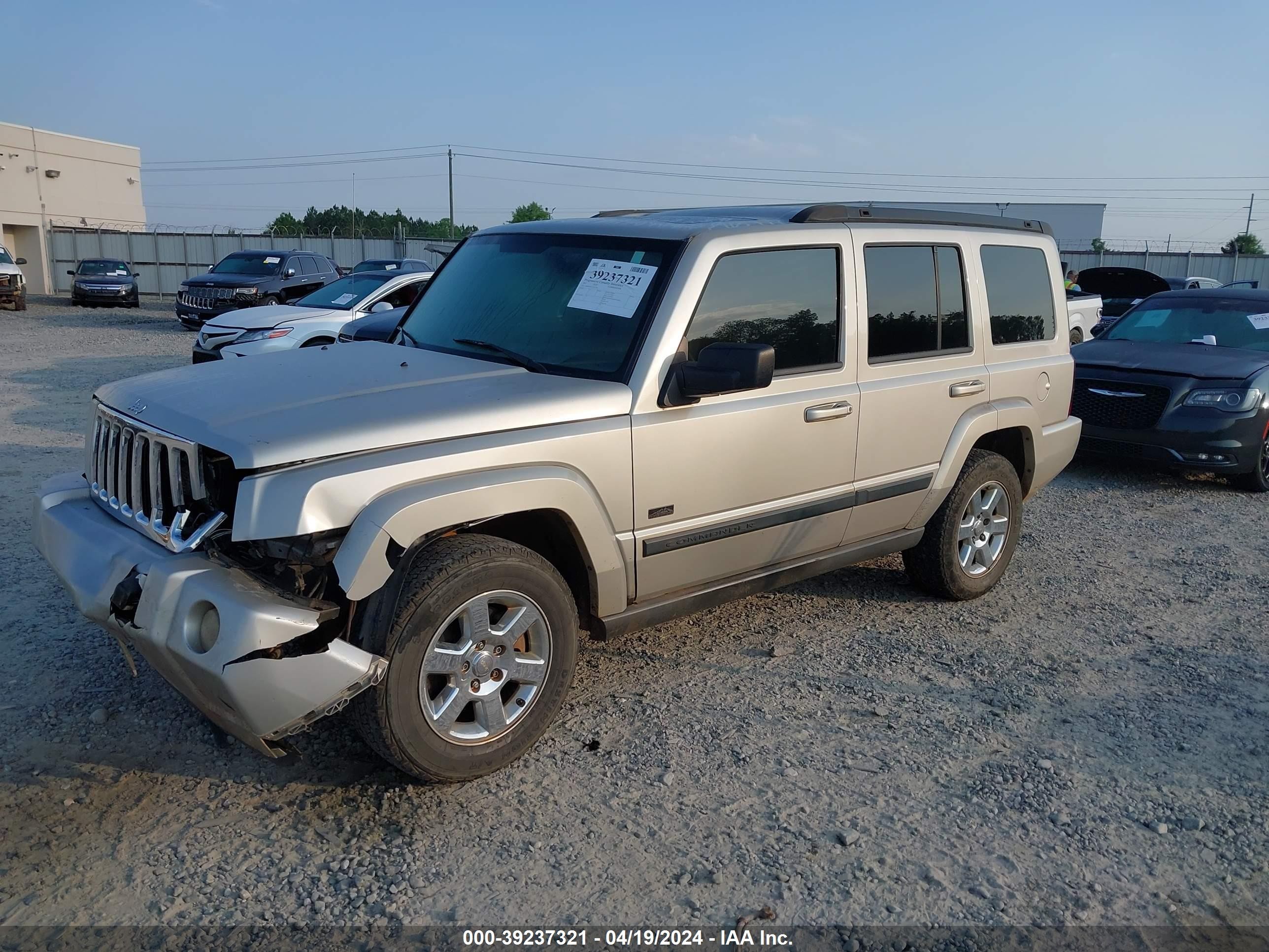 Photo 1 VIN: 1J8HH48K67C622449 - JEEP COMMANDER 