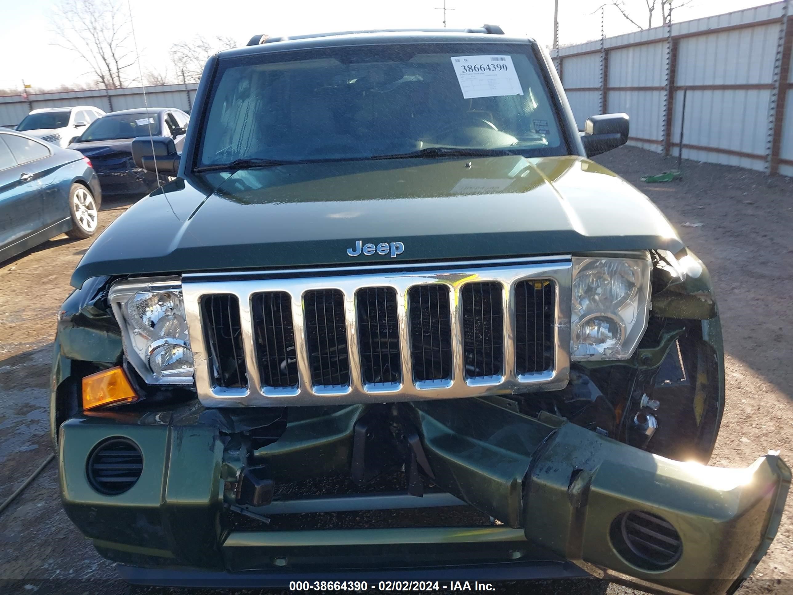 Photo 11 VIN: 1J8HH48K77C599036 - JEEP COMMANDER 