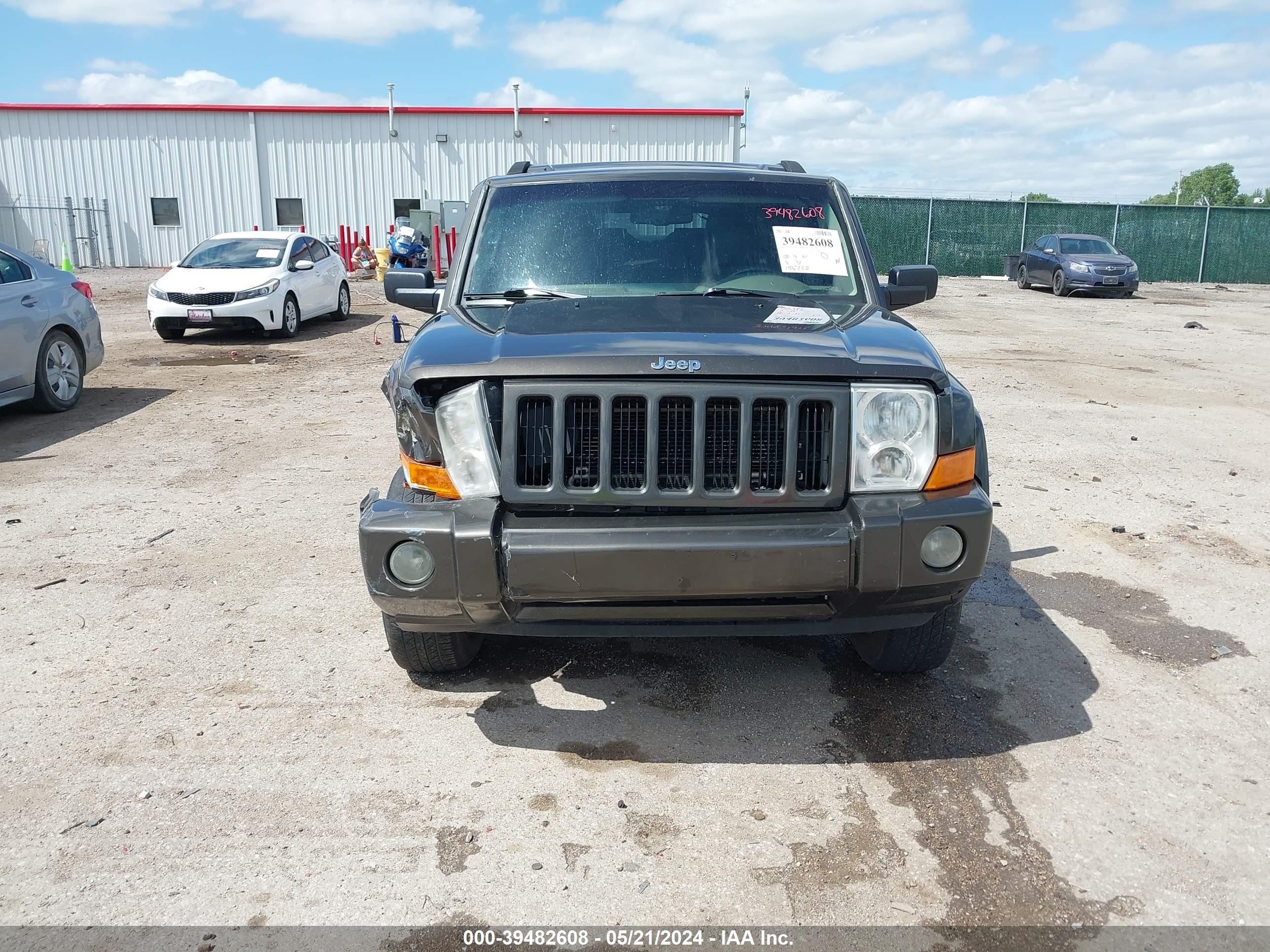 Photo 12 VIN: 1J8HH48K86C276743 - JEEP COMMANDER 