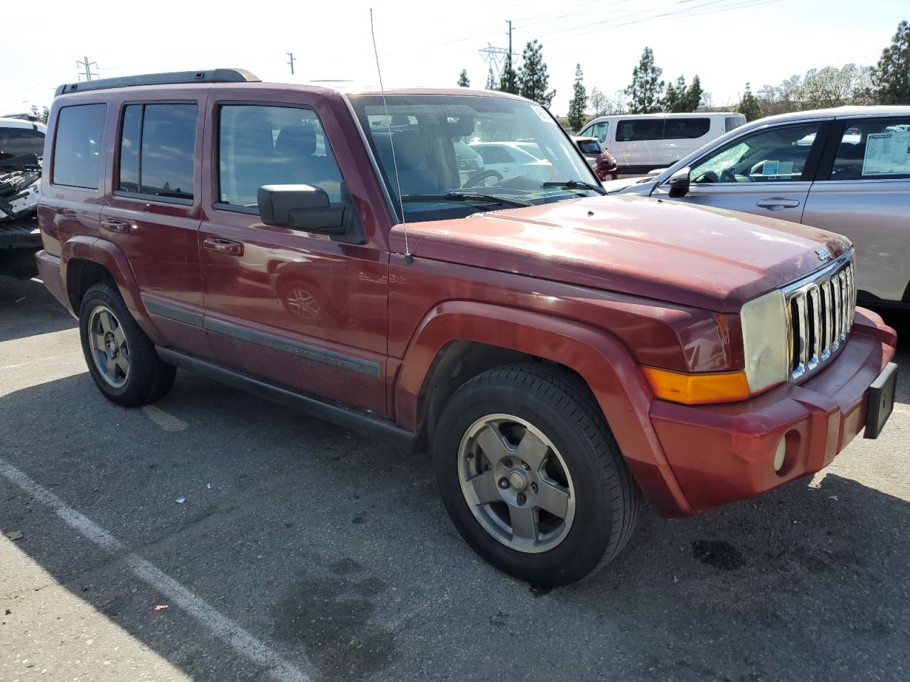 Photo 3 VIN: 1J8HH48K88C132063 - JEEP COMMANDER 