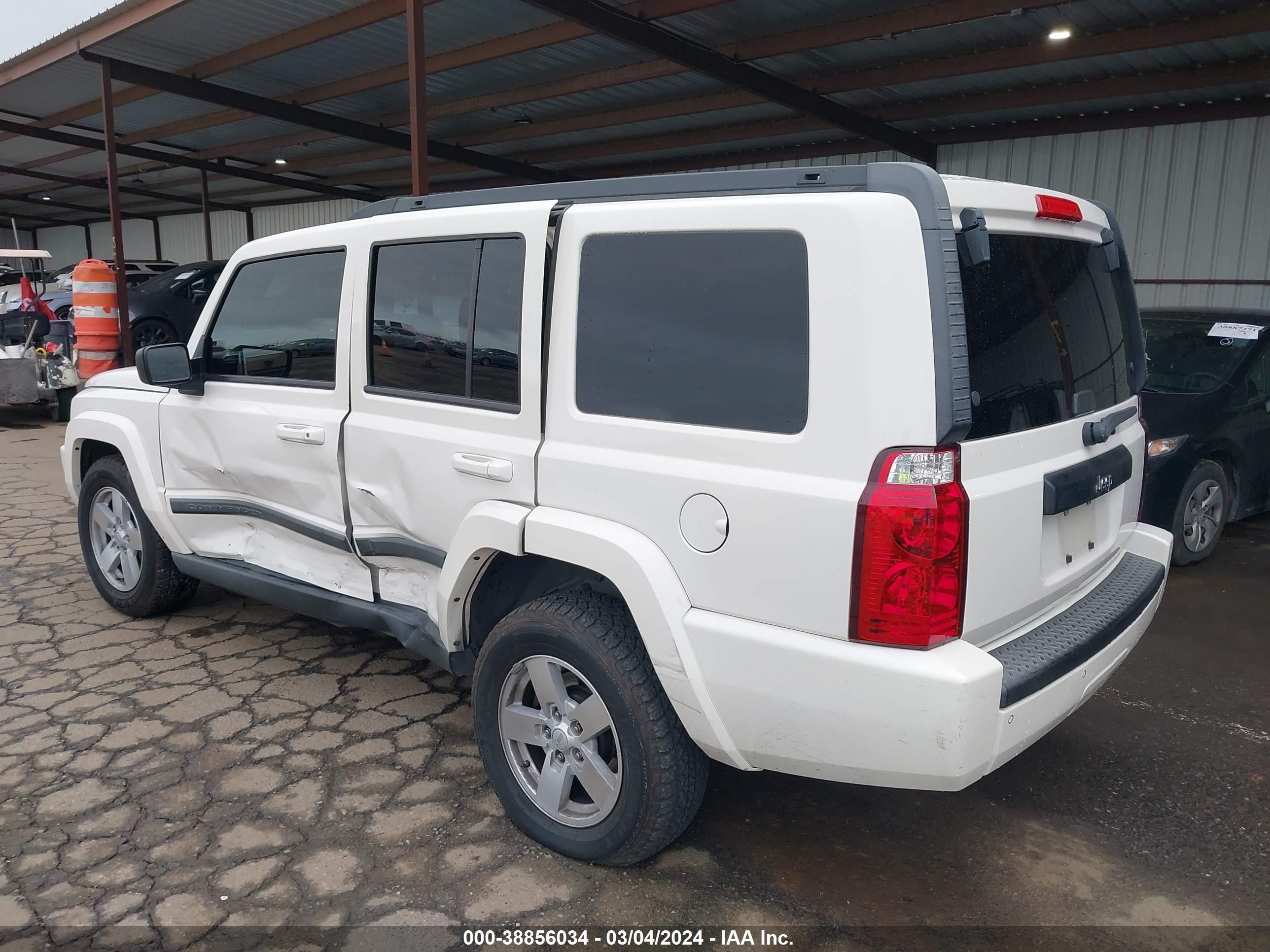 Photo 2 VIN: 1J8HH48K88C167671 - JEEP COMMANDER 