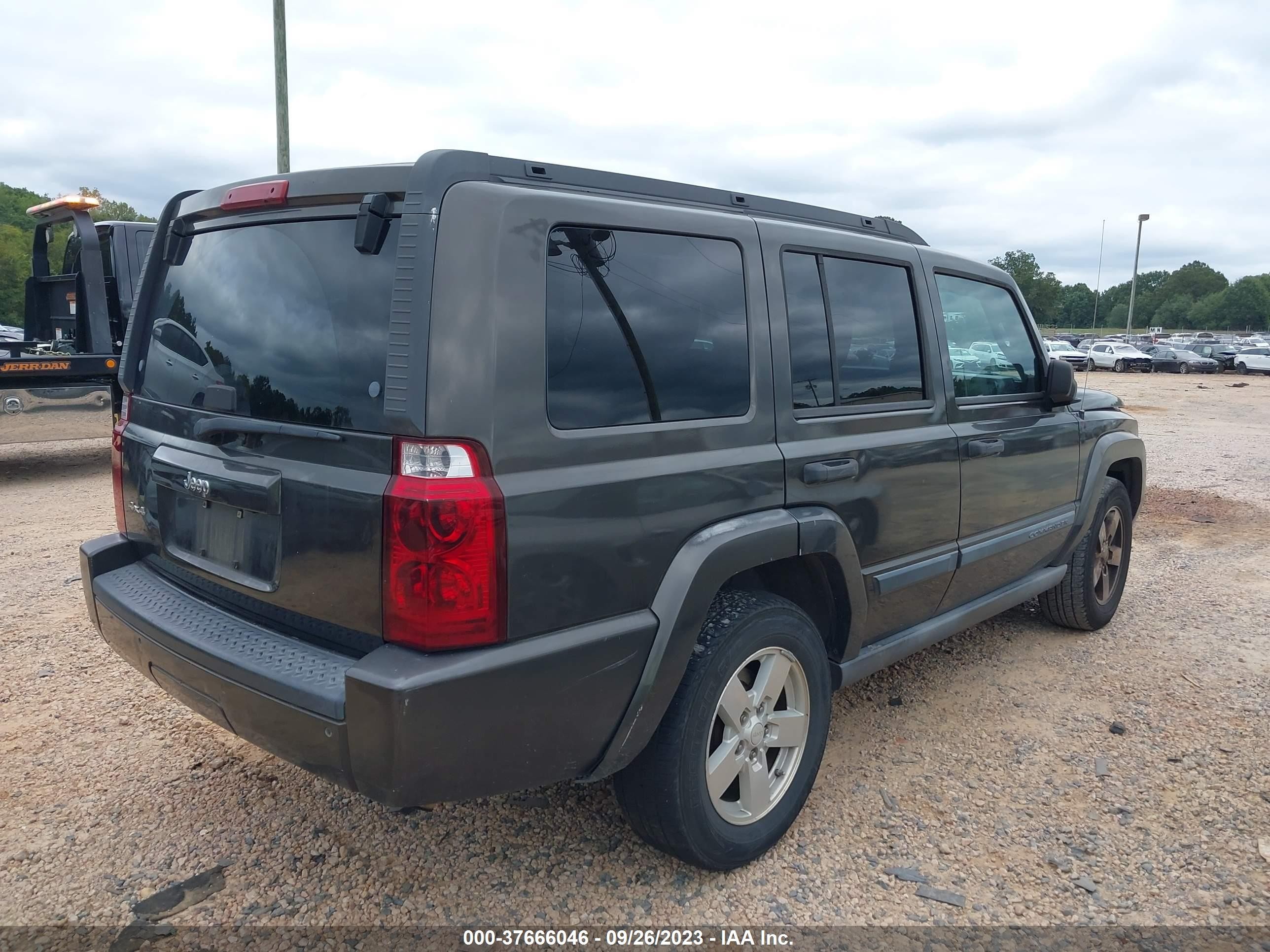 Photo 3 VIN: 1J8HH48KX6C221971 - JEEP COMMANDER 