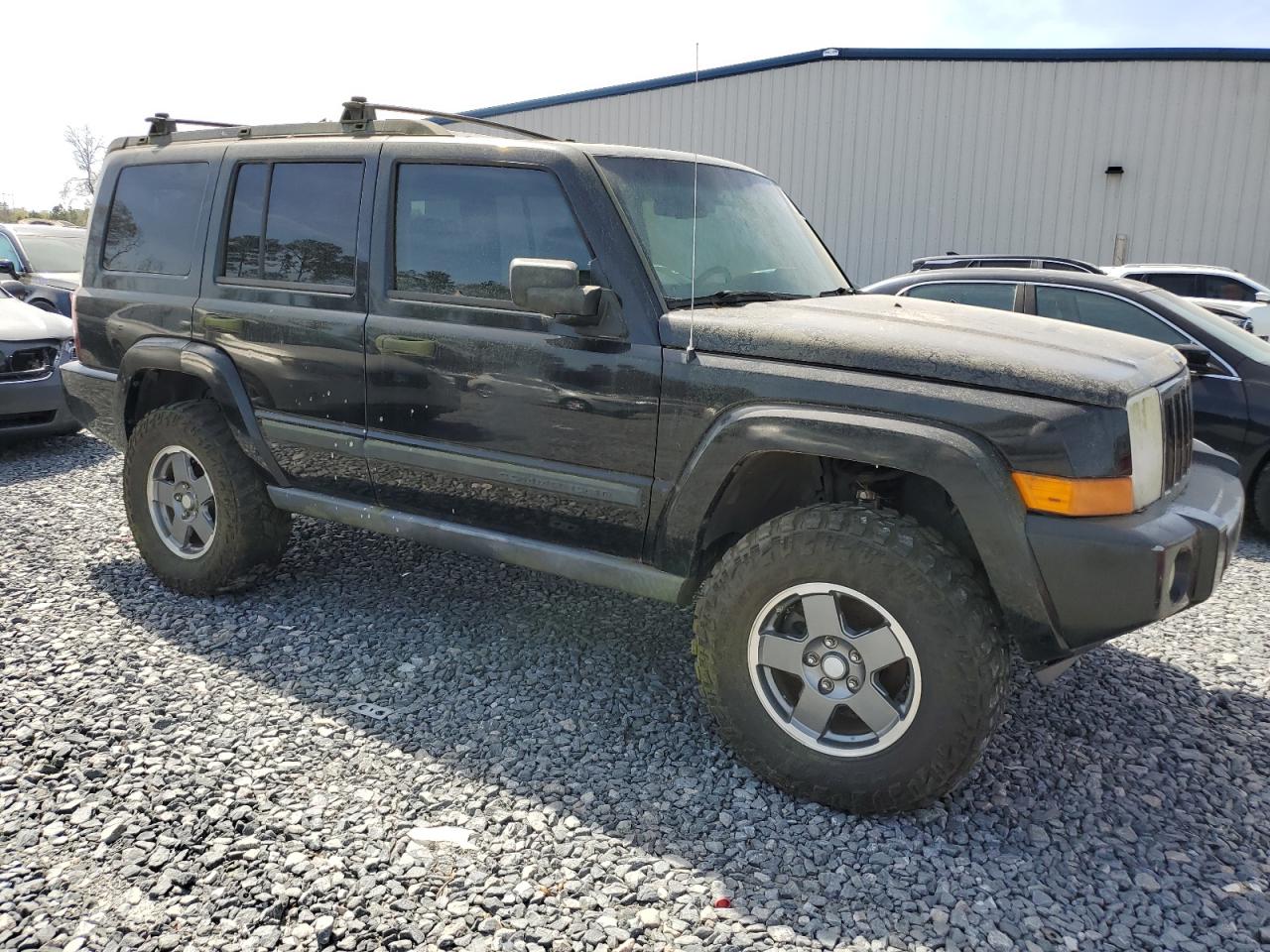 Photo 3 VIN: 1J8HH48NX6C189226 - JEEP COMMANDER 