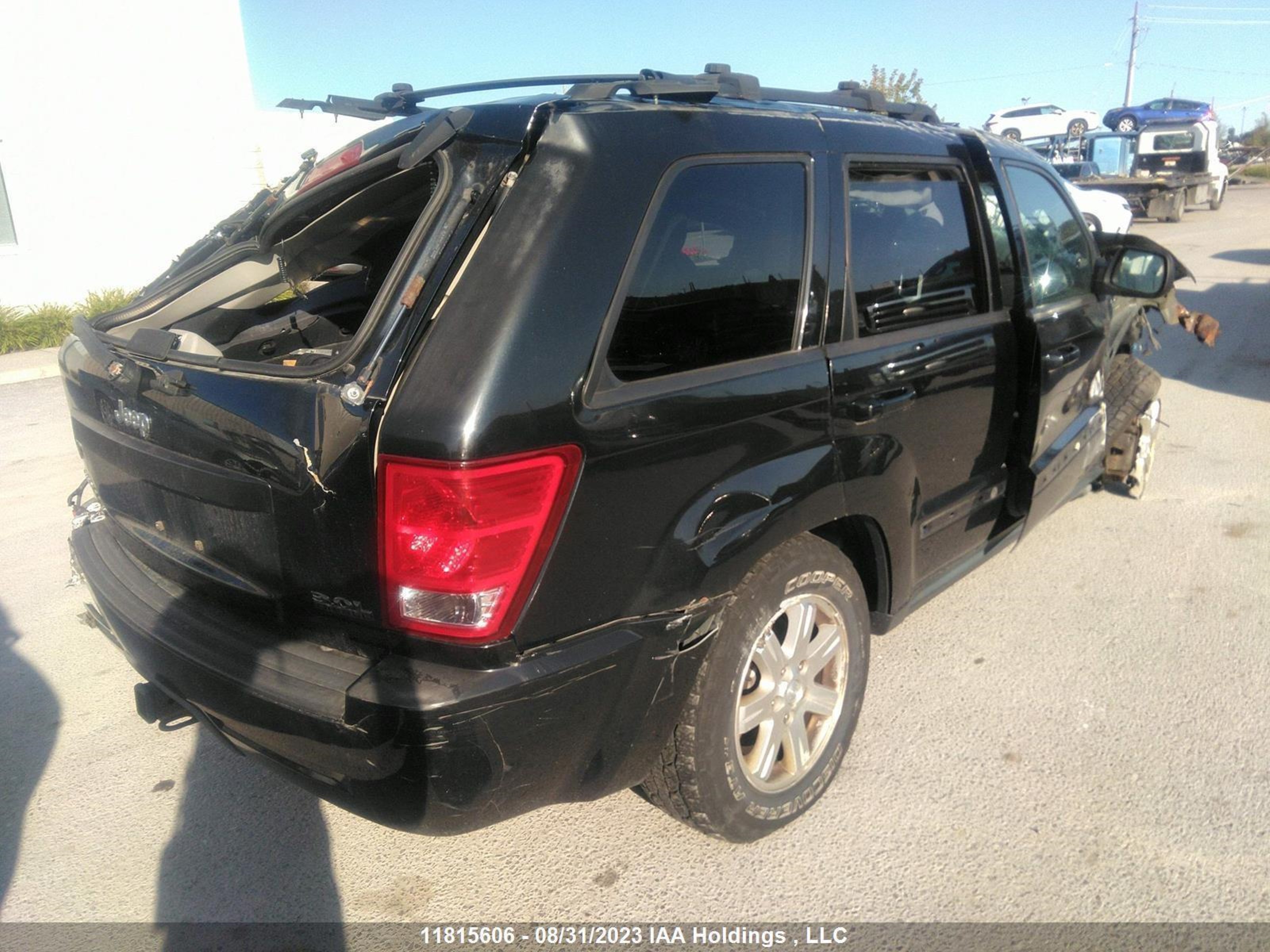 Photo 3 VIN: 1J8HR48M78C528385 - JEEP GRAND CHEROKEE 