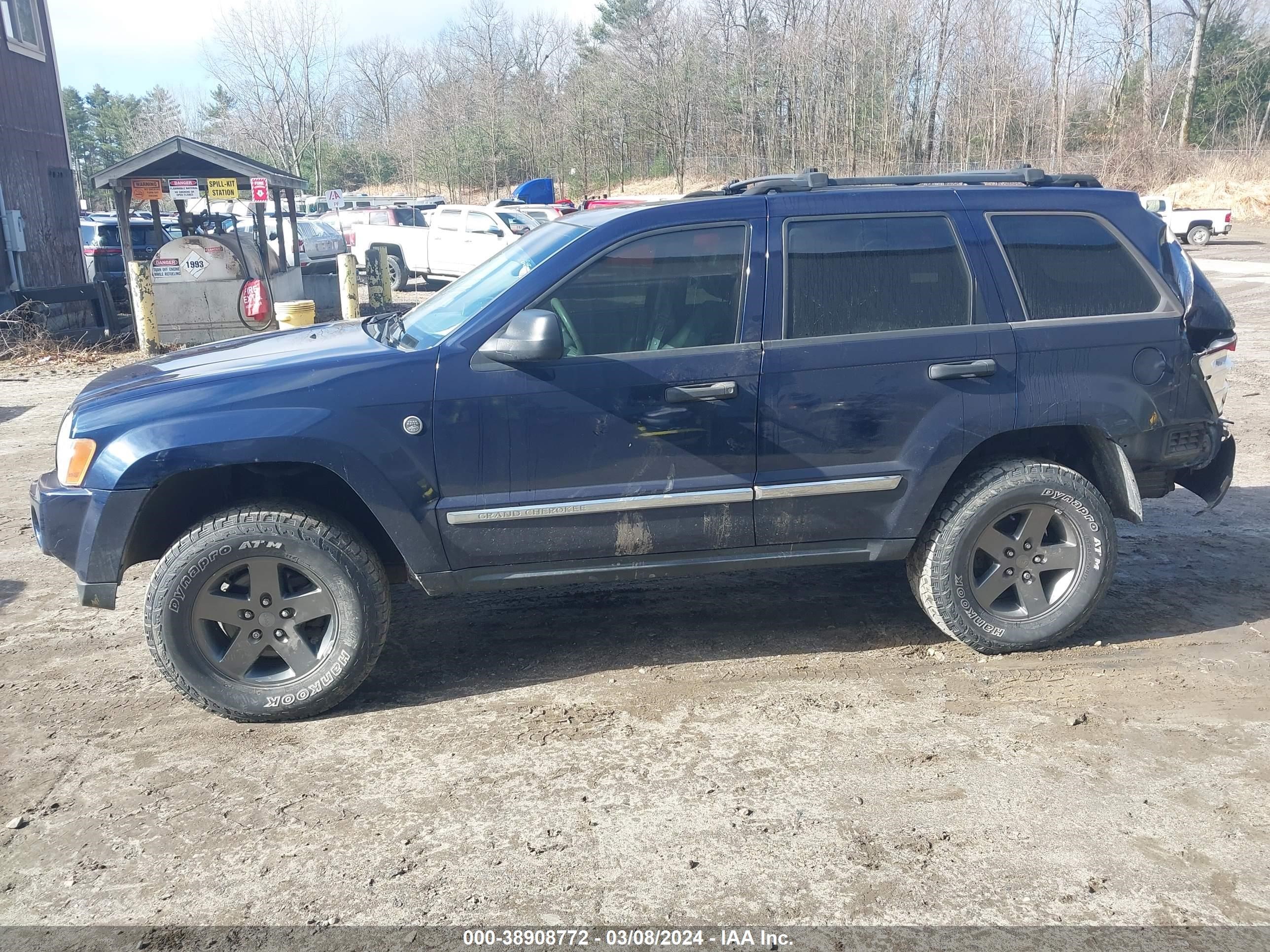 Photo 13 VIN: 1J8HR48N35C717054 - JEEP GRAND CHEROKEE 