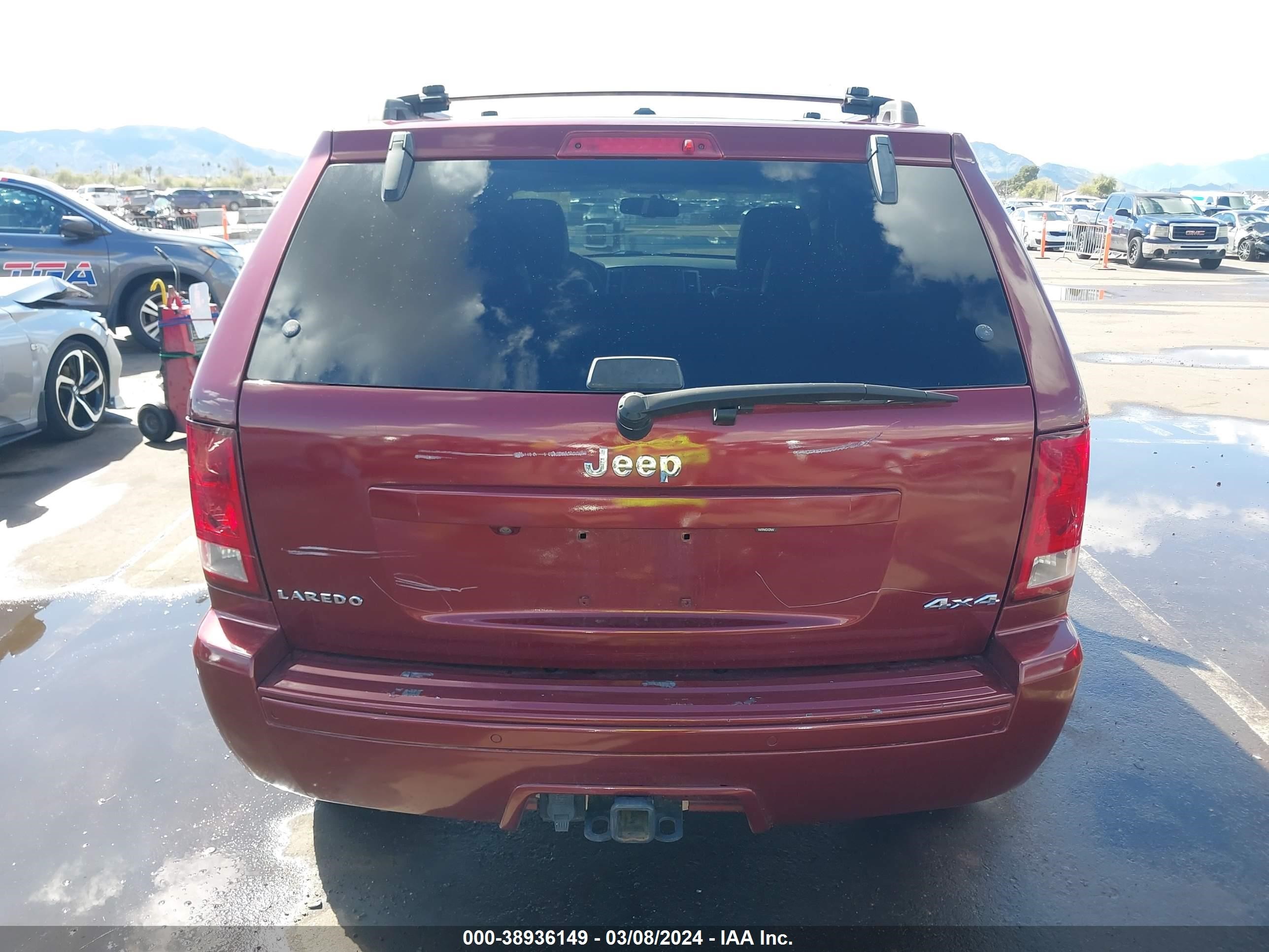 Photo 15 VIN: 1J8HR48N98C172949 - JEEP GRAND CHEROKEE 