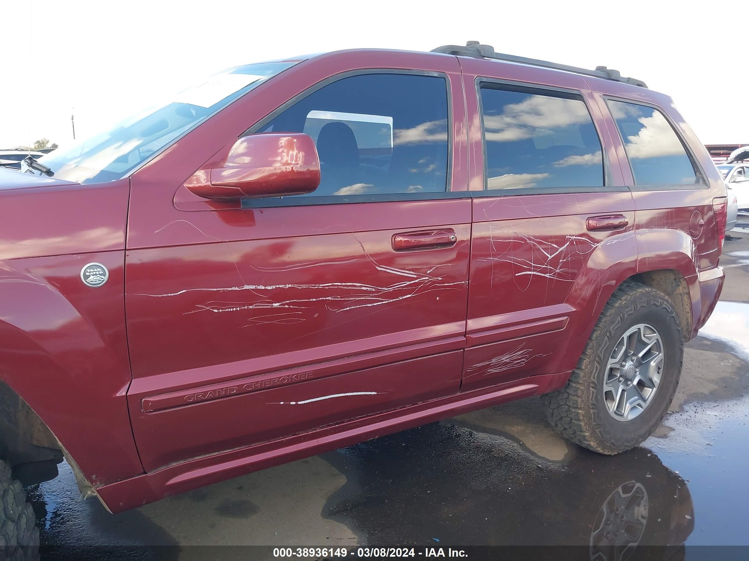 Photo 5 VIN: 1J8HR48N98C172949 - JEEP GRAND CHEROKEE 