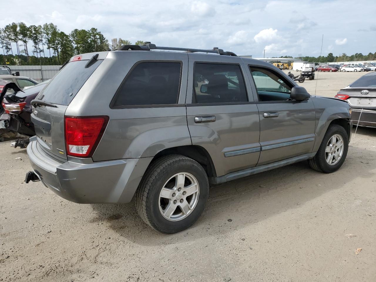 Photo 2 VIN: 1J8HR48P57C631085 - JEEP GRAND CHEROKEE 