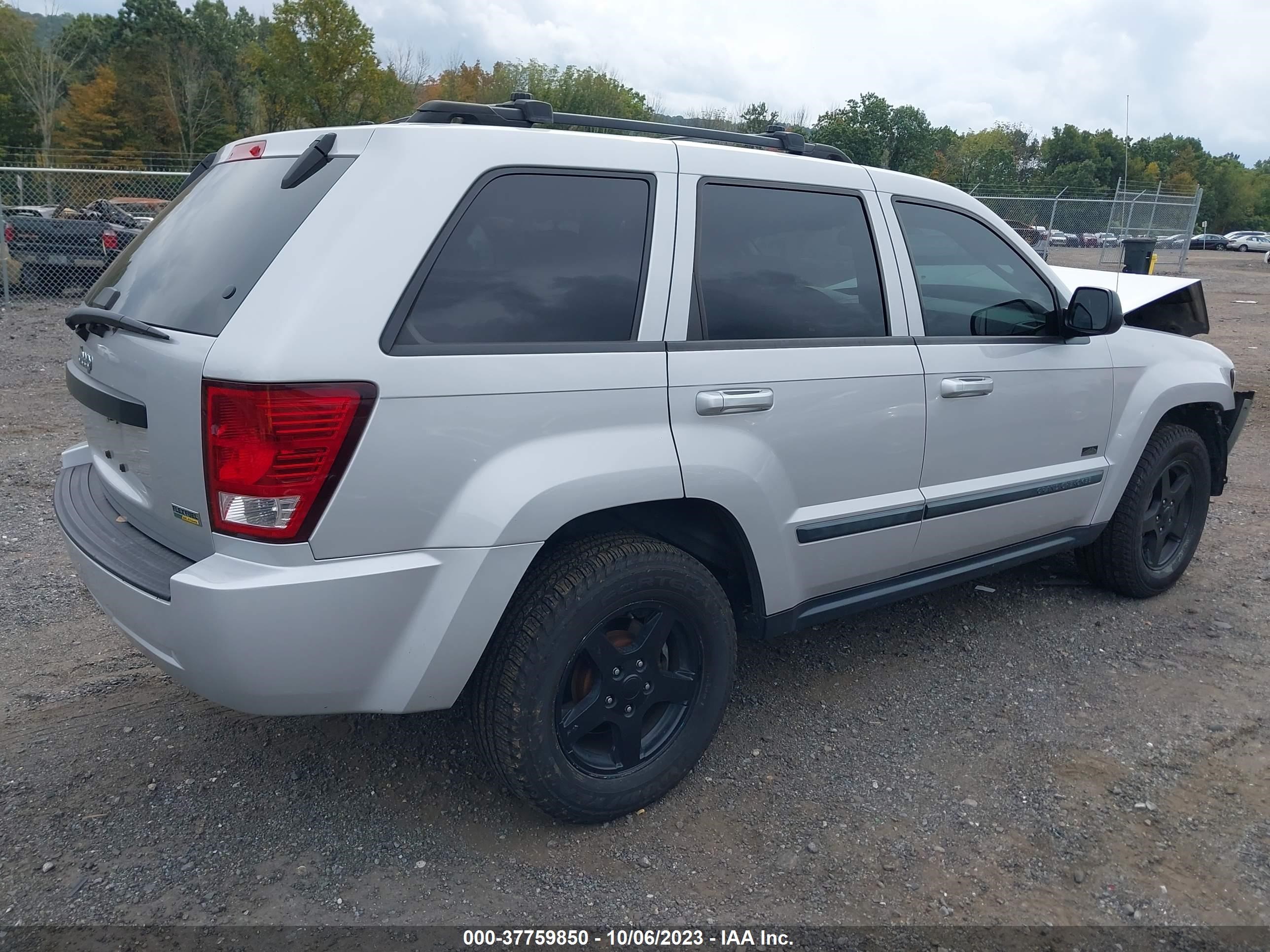 Photo 3 VIN: 1J8HR48PX7C692626 - JEEP GRAND CHEROKEE 