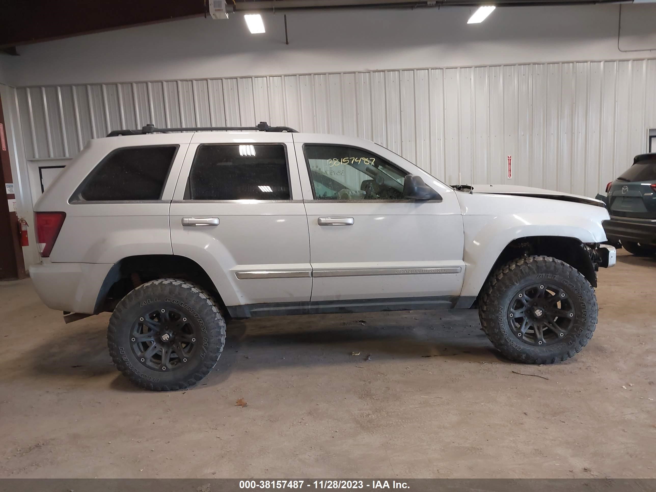 Photo 12 VIN: 1J8HR58206C136981 - JEEP GRAND CHEROKEE 