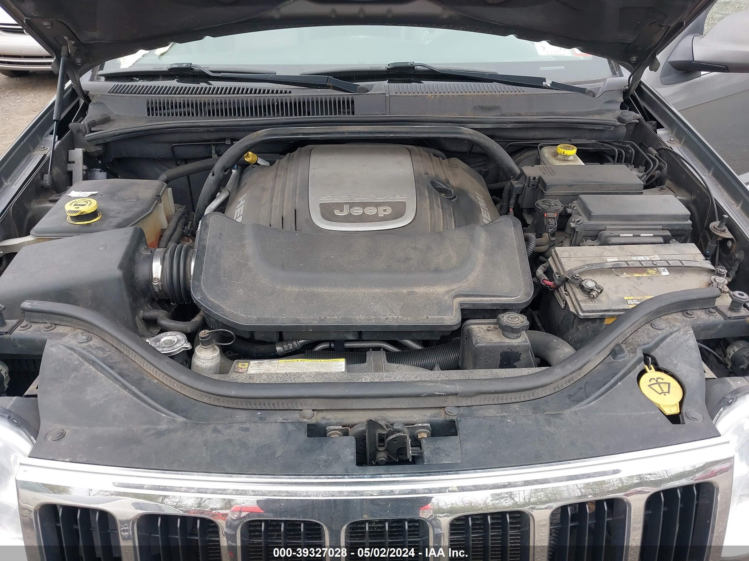 Photo 9 VIN: 1J8HR58218C107623 - JEEP GRAND CHEROKEE 