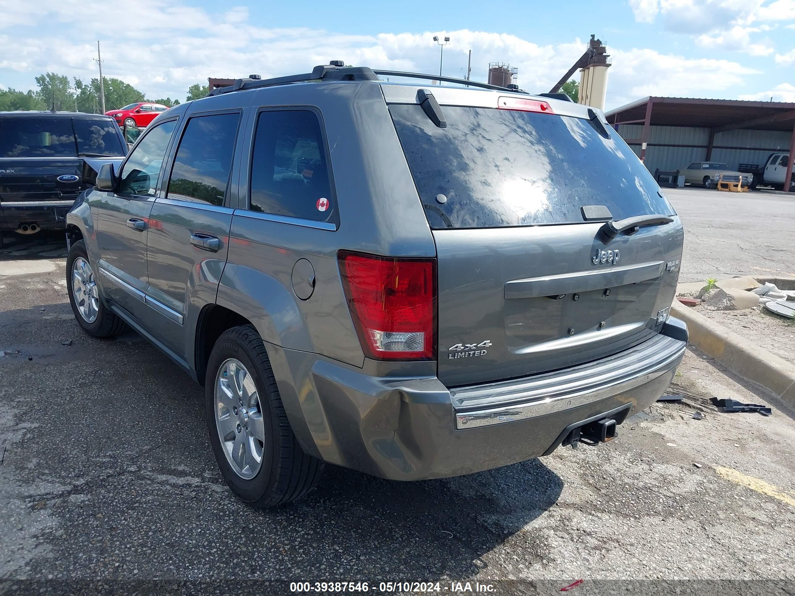 Photo 2 VIN: 1J8HR58218C181429 - JEEP GRAND CHEROKEE 