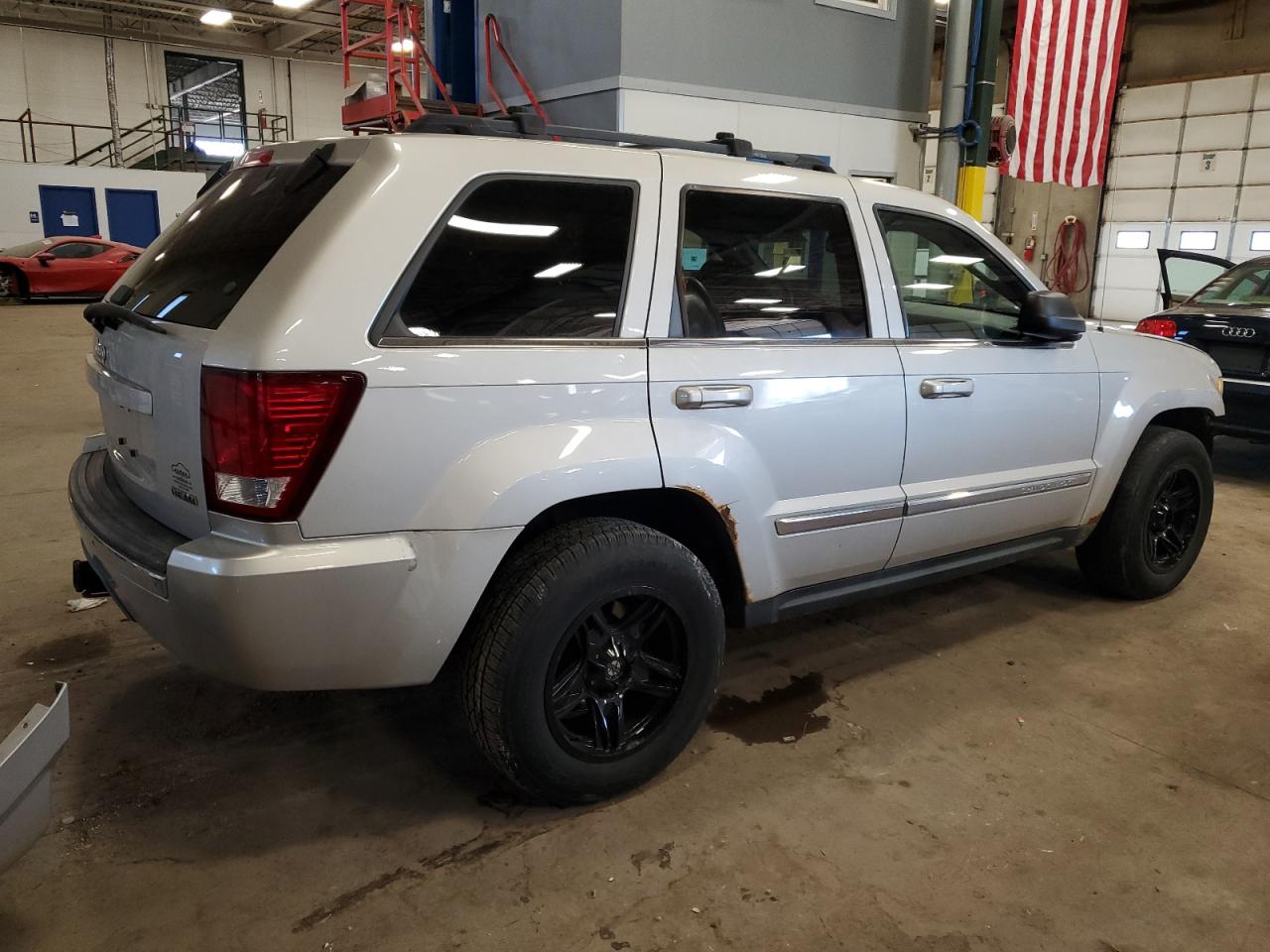 Photo 2 VIN: 1J8HR58227C523422 - JEEP GRAND CHEROKEE 