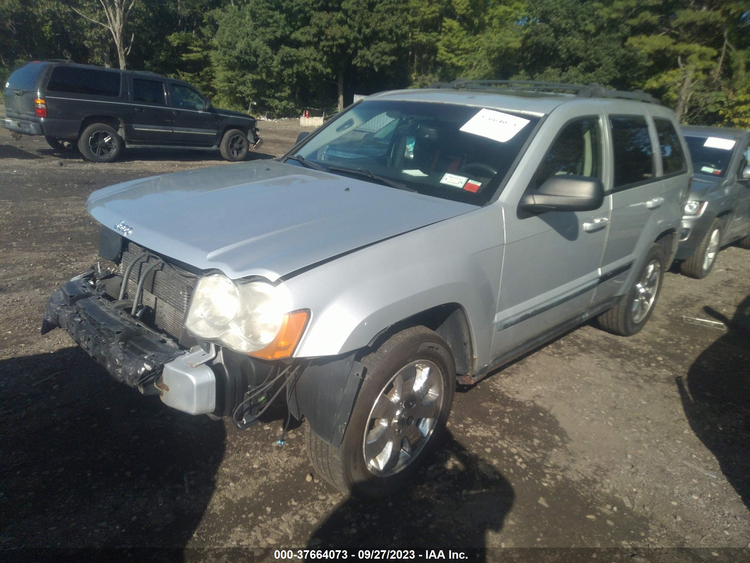 Photo 1 VIN: 1J8HR58248C197317 - JEEP GRAND CHEROKEE 