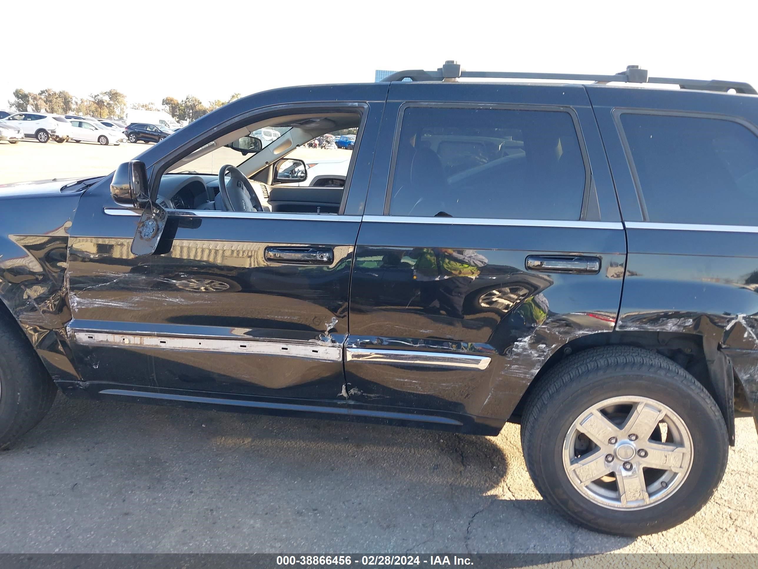 Photo 13 VIN: 1J8HR582X7C695570 - JEEP GRAND CHEROKEE 