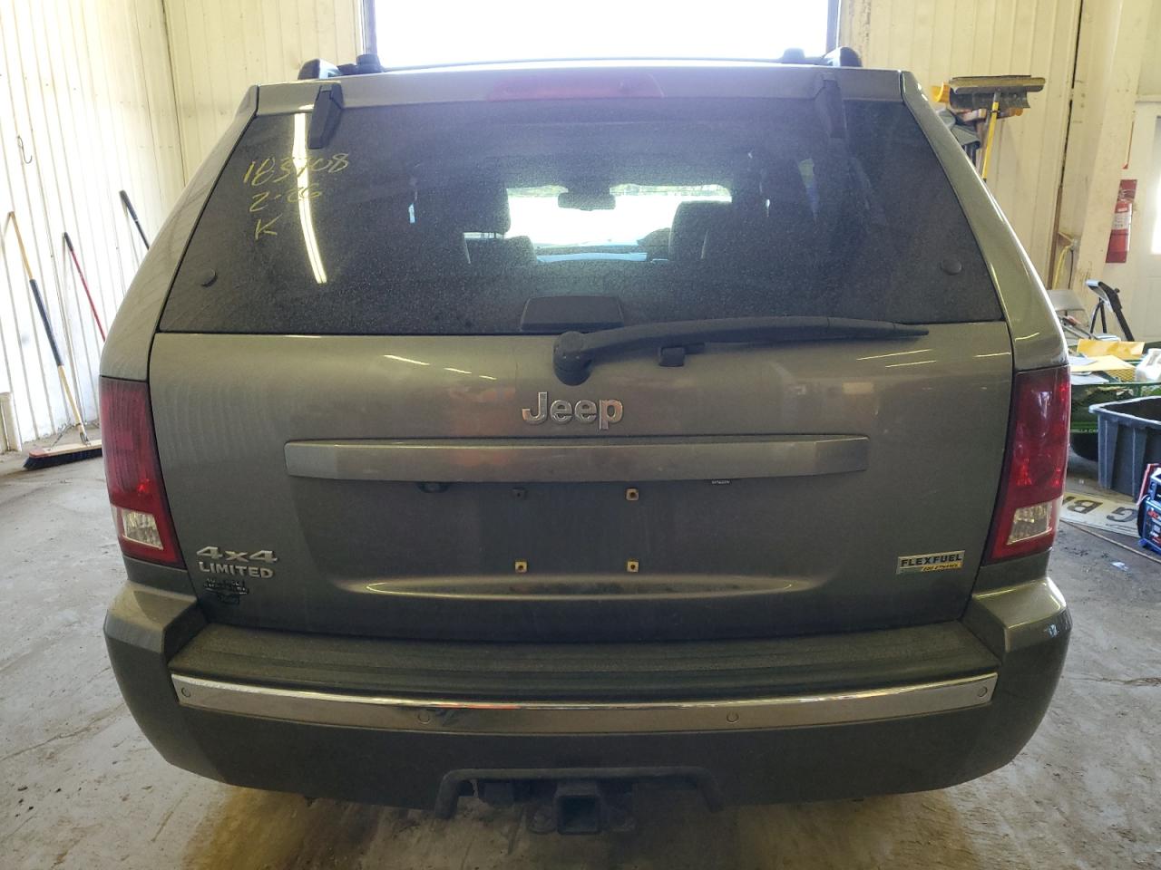 Photo 5 VIN: 1J8HR58N88C189912 - JEEP GRAND CHEROKEE 