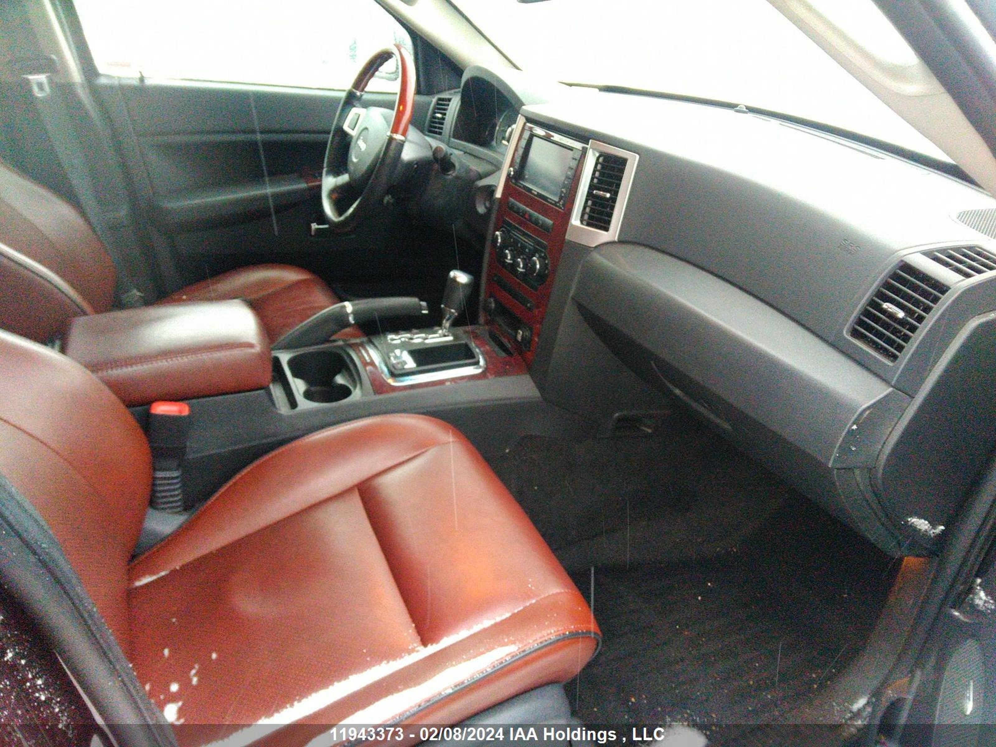 Photo 4 VIN: 1J8HR68208C212644 - JEEP GRAND CHEROKEE 